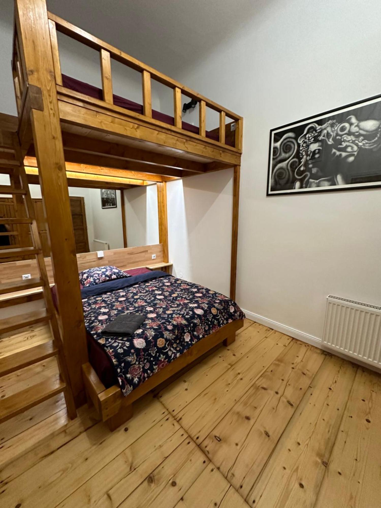 Cozy New Loft Praga